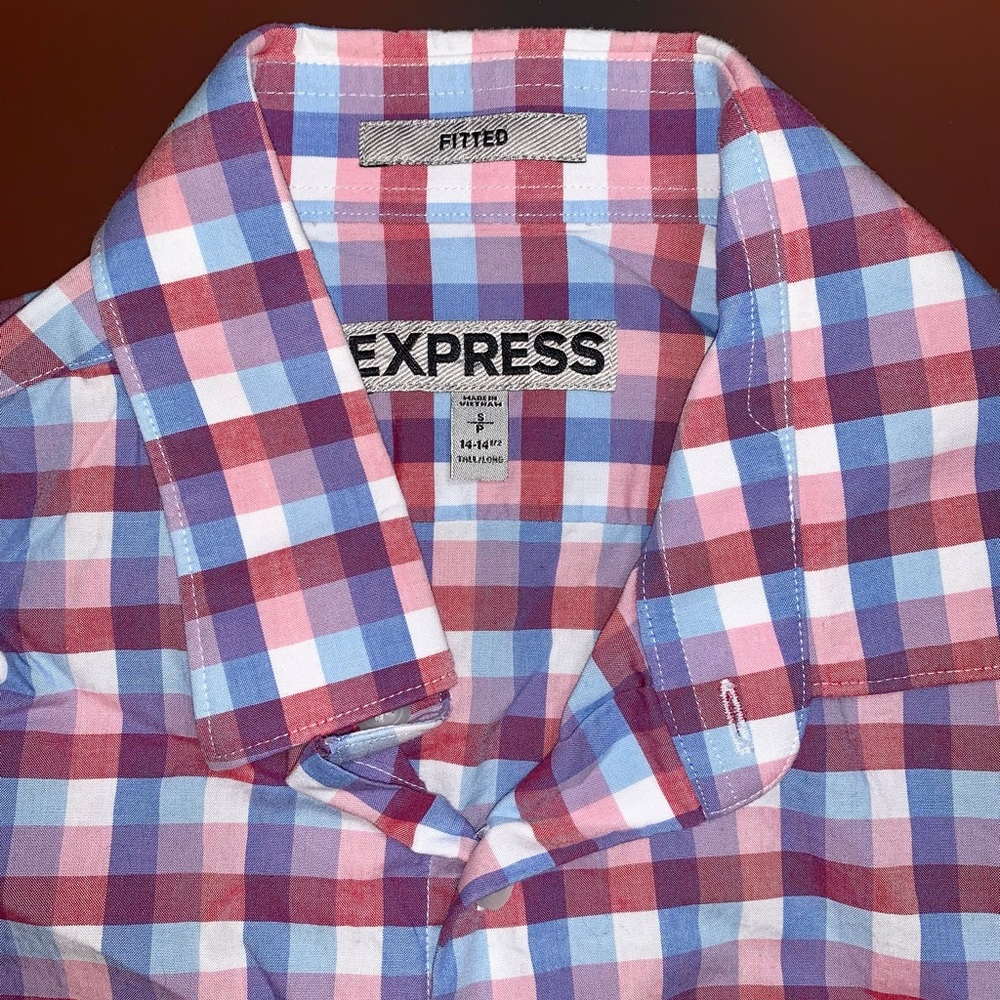 Express 1MX shirt.